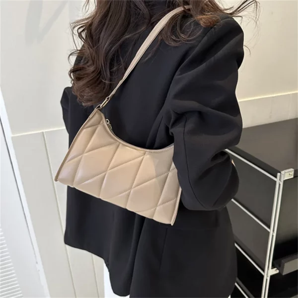 Black PU Leather Shoulder Bag Retro Solid Color Casual Female Hobos Handbags Women's Fashion Handbags - Image 2